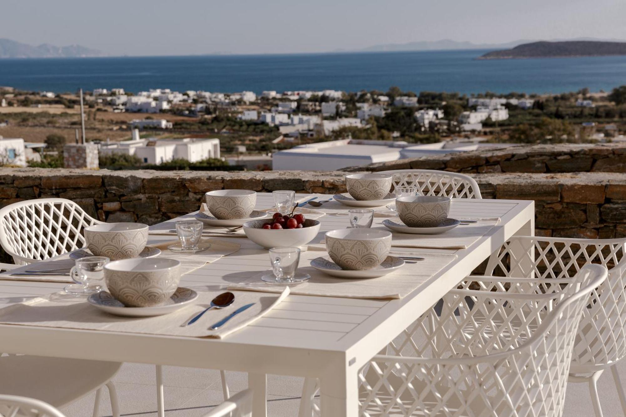 Melora Paros Villa